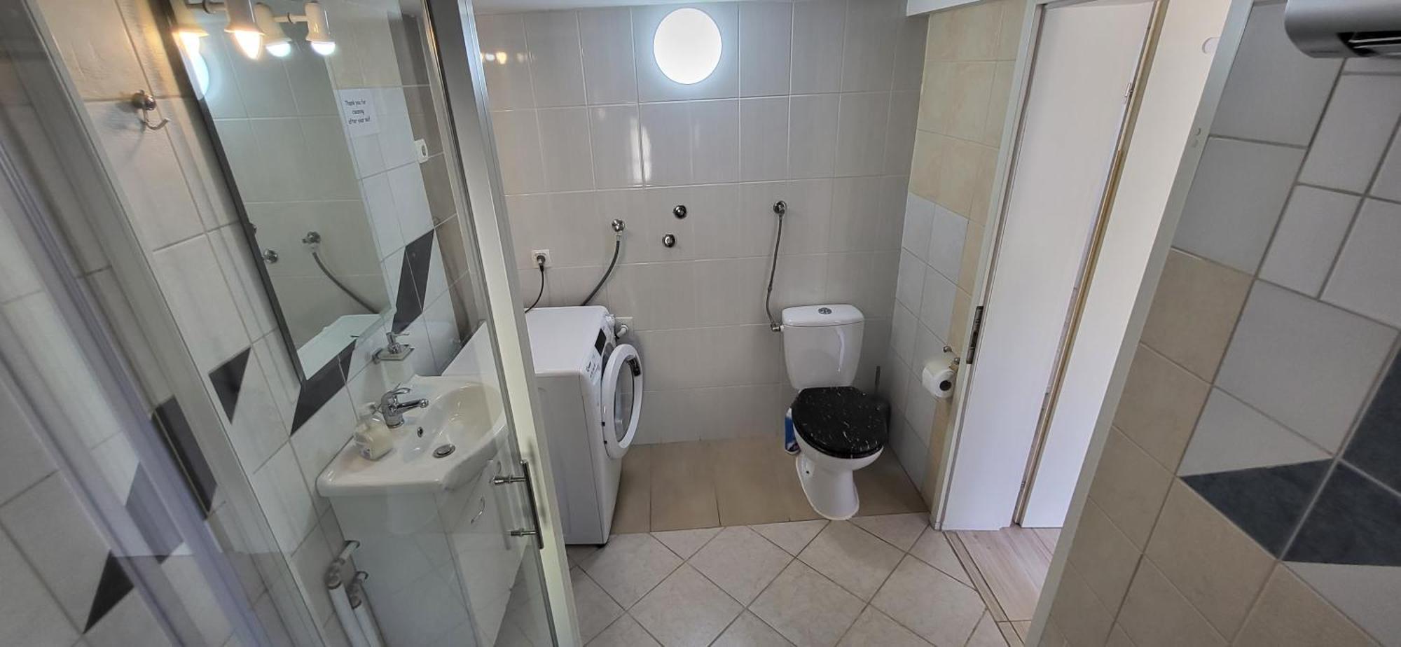 Lesce Hostel Zewnętrze zdjęcie