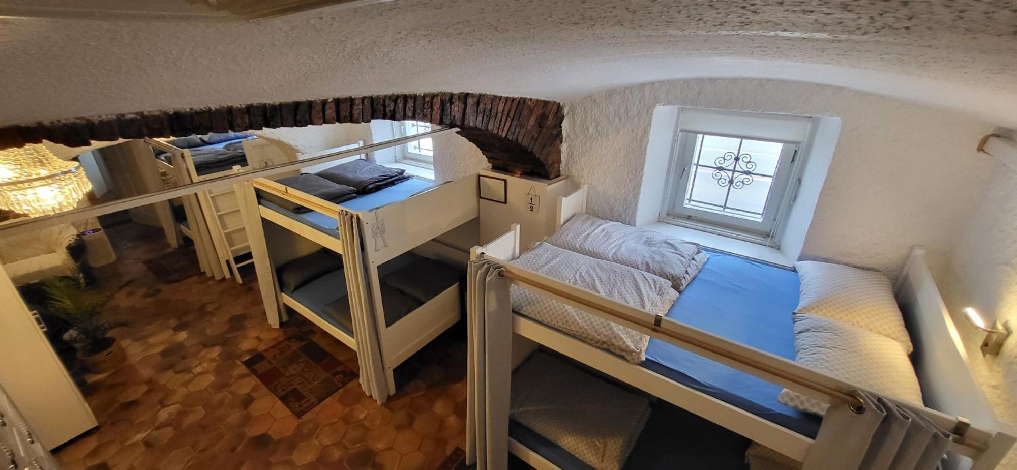 Lesce Hostel Zewnętrze zdjęcie